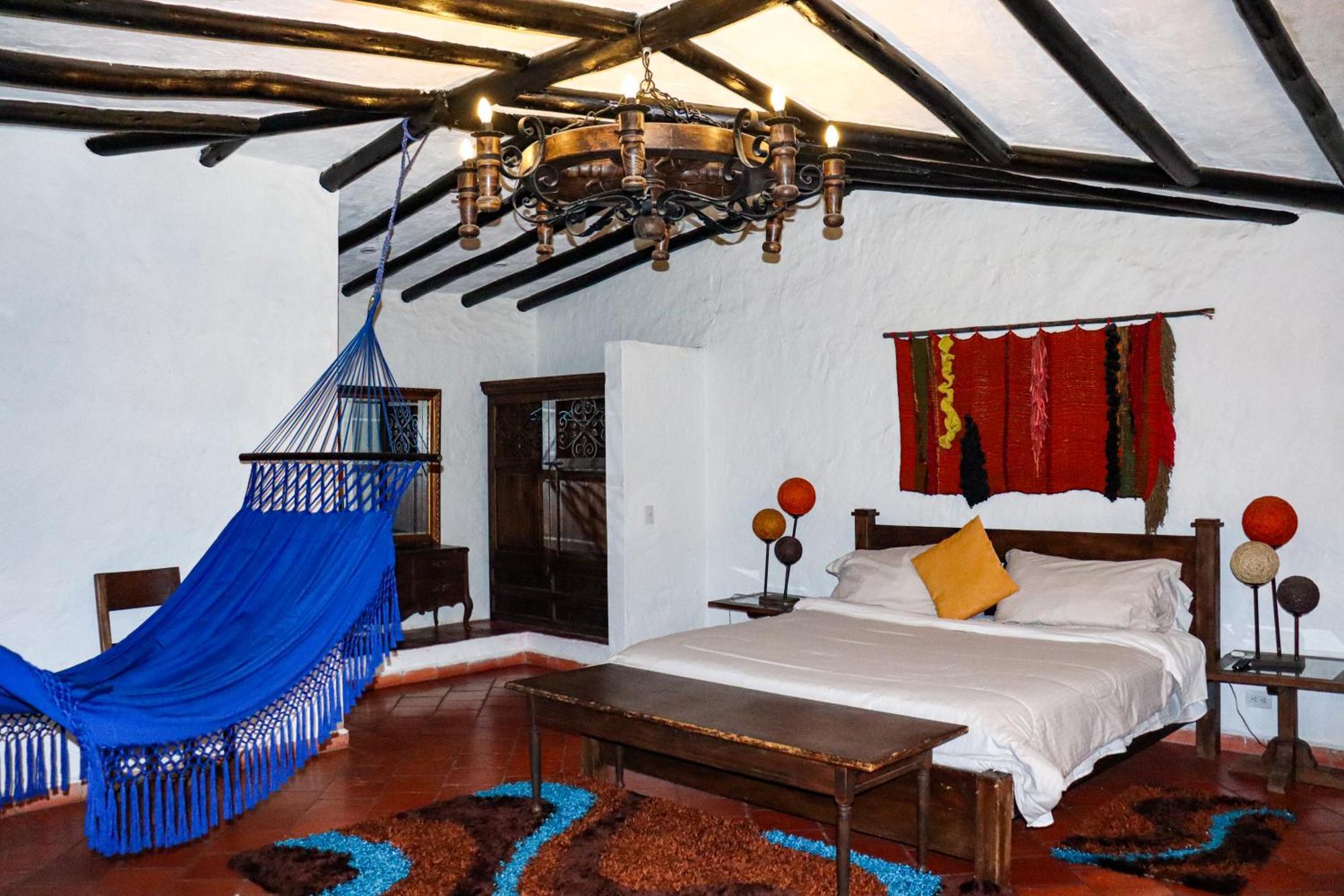 Casona Quesada Hotel ซูเอสกา ภายนอก รูปภาพ