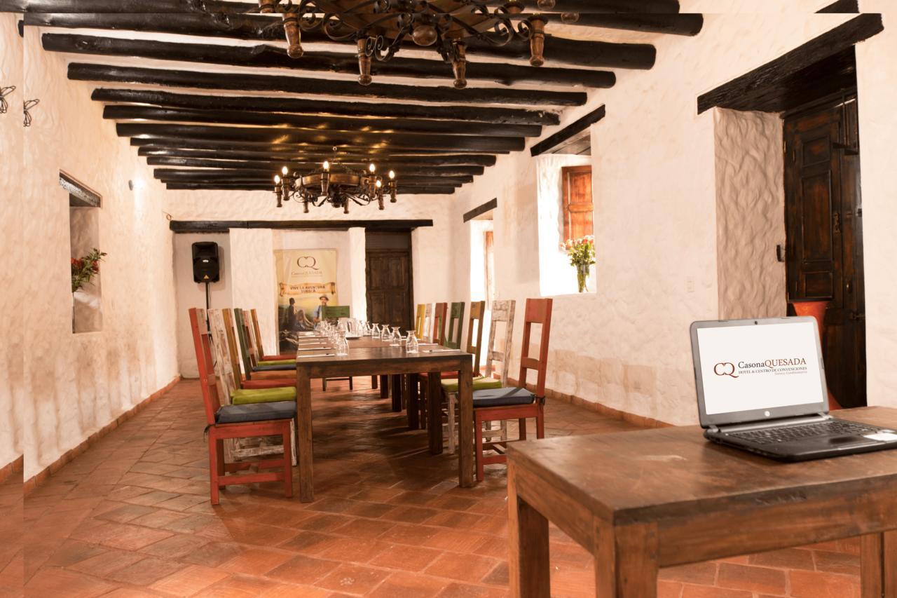 Casona Quesada Hotel ซูเอสกา ภายนอก รูปภาพ
