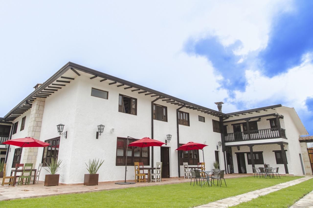 Casona Quesada Hotel ซูเอสกา ภายนอก รูปภาพ