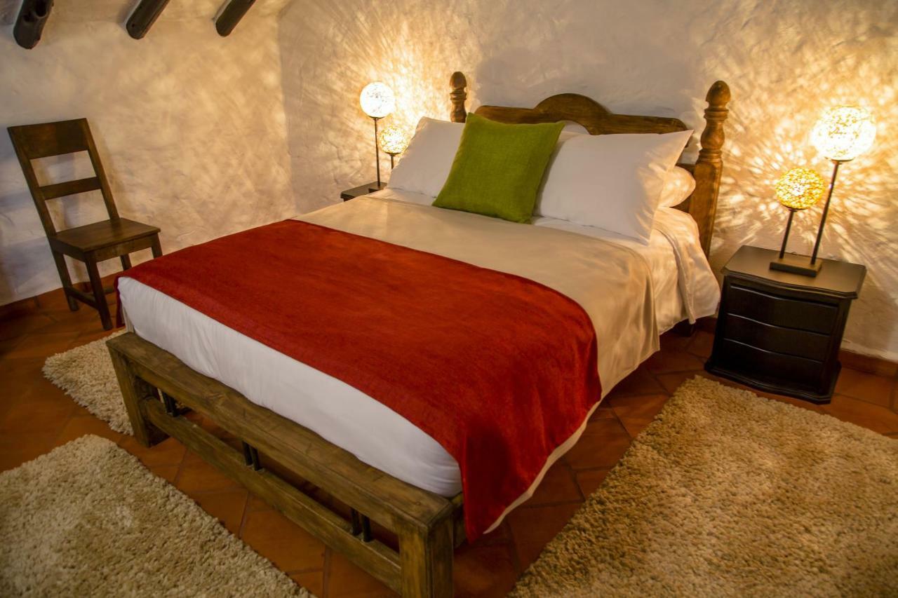 Casona Quesada Hotel ซูเอสกา ภายนอก รูปภาพ