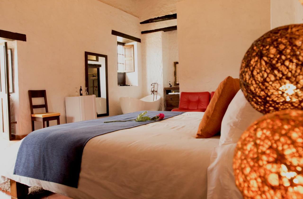 Casona Quesada Hotel ซูเอสกา ภายนอก รูปภาพ
